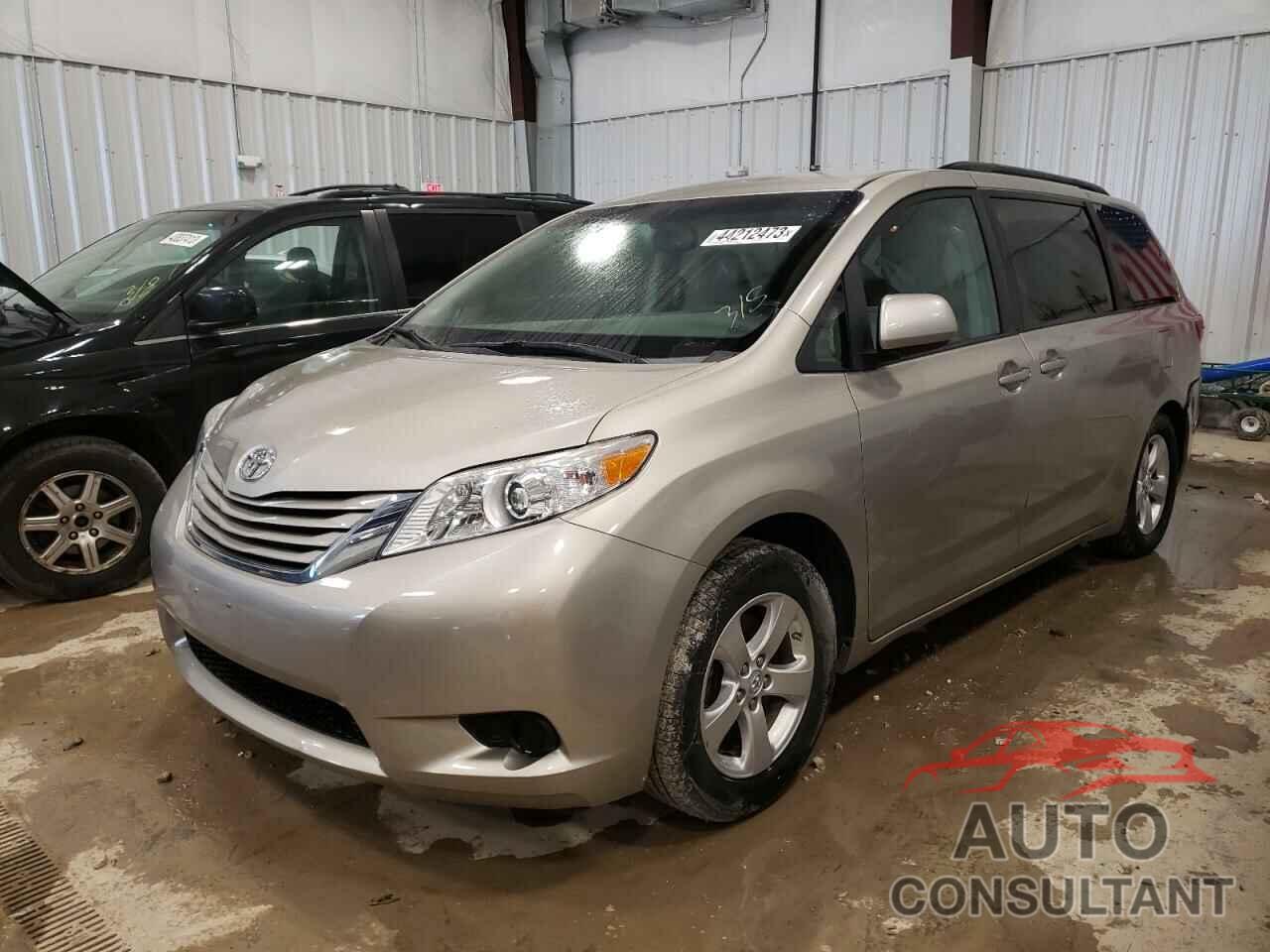 TOYOTA SIENNA 2017 - 5TDKZ3DC4HS812771