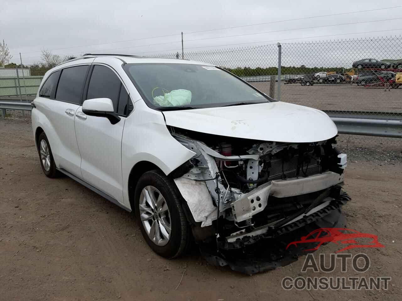 TOYOTA SIENNA 2022 - 5TDZRKEC1NS080487