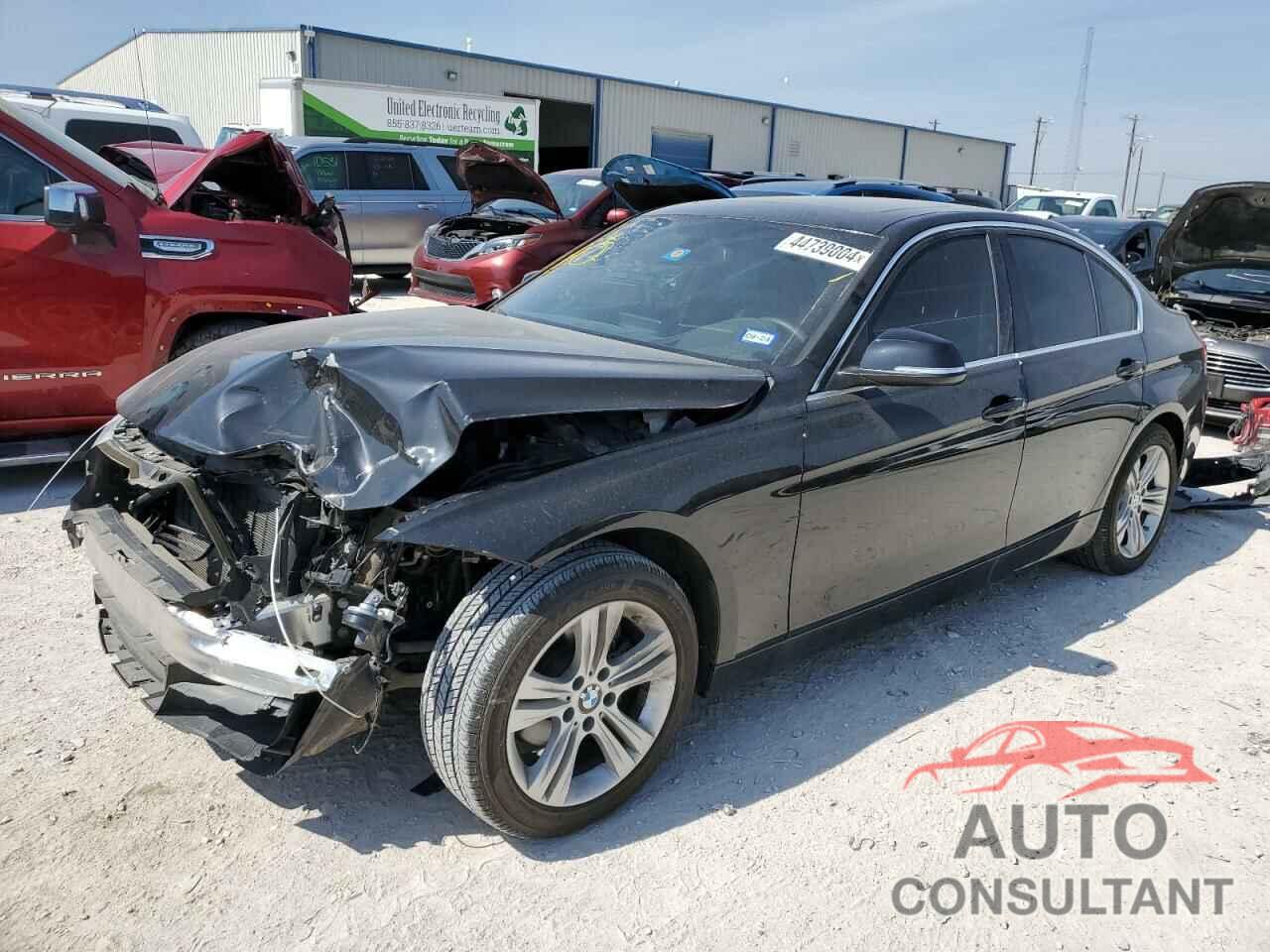 BMW 3 SERIES 2018 - WBA8B9C50JK677013