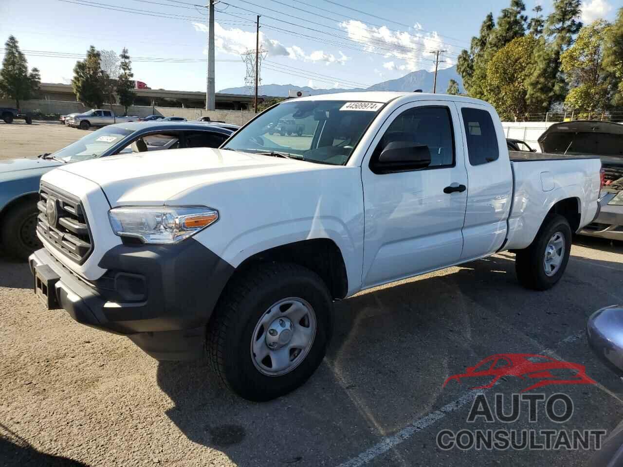 TOYOTA TACOMA 2018 - 5TFSX5EN0JX058639