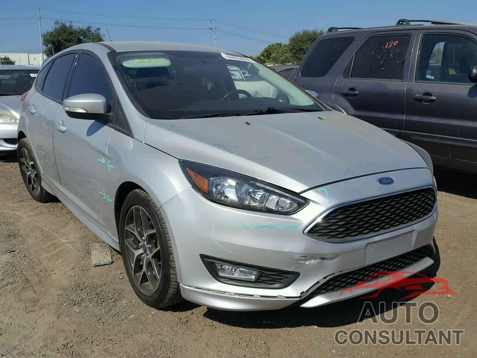 FORD FOCUS 2016 - 1FADP3K2XGL387832