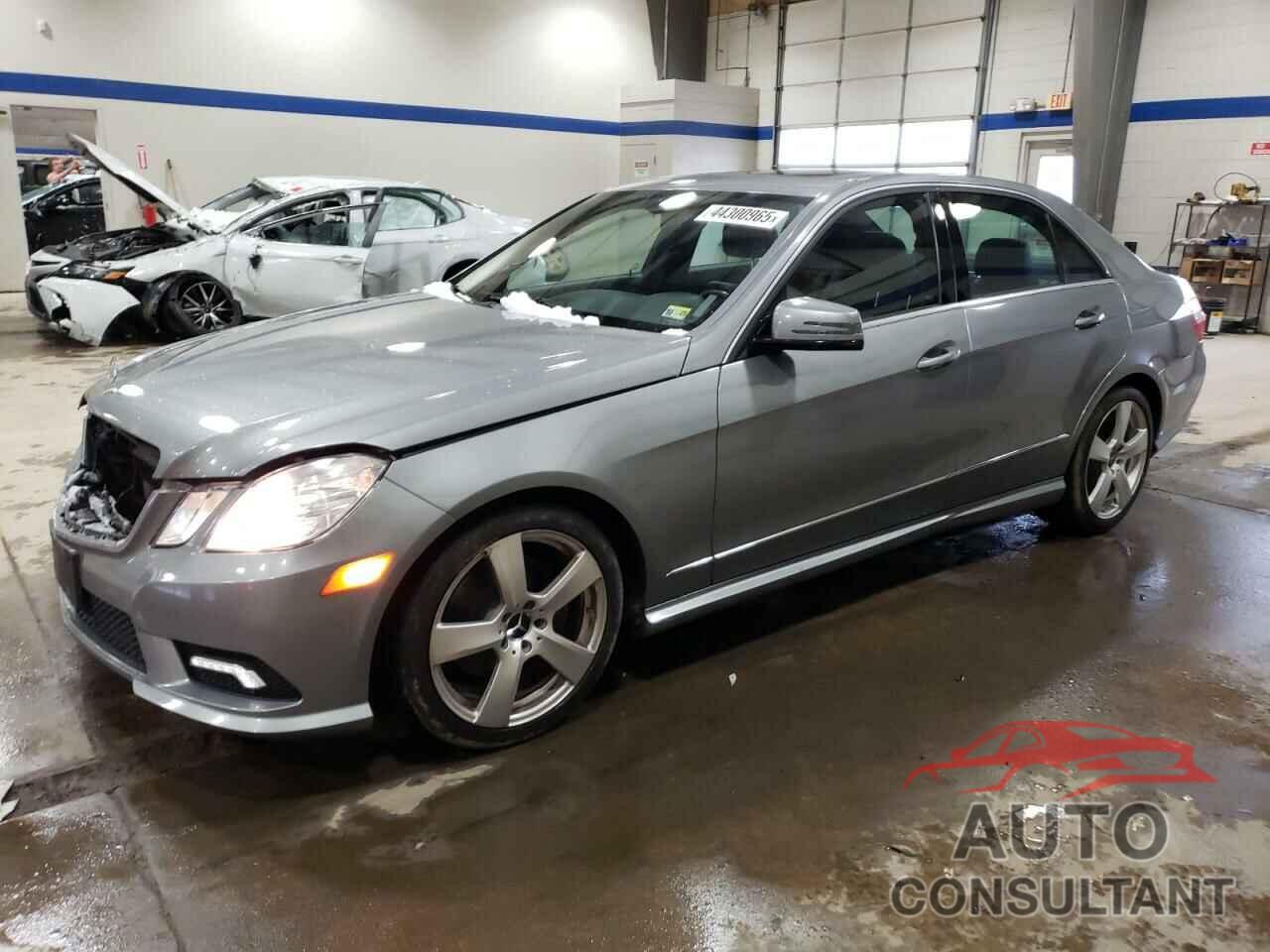 MERCEDES-BENZ E-CLASS 2011 - WDDHF8HB0BA464186