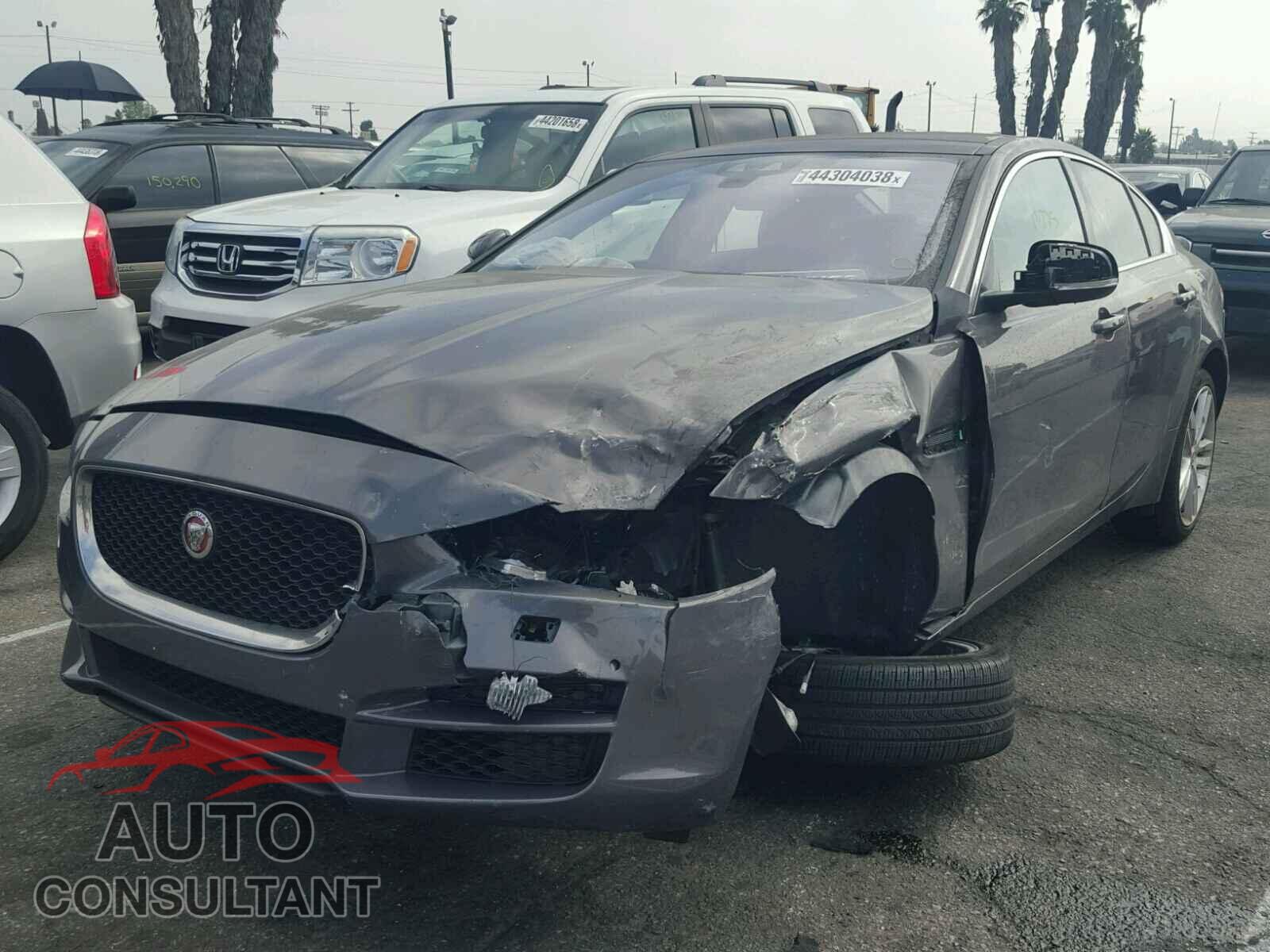 JAGUAR XE 2017 - SAJAE4BV3HA976450