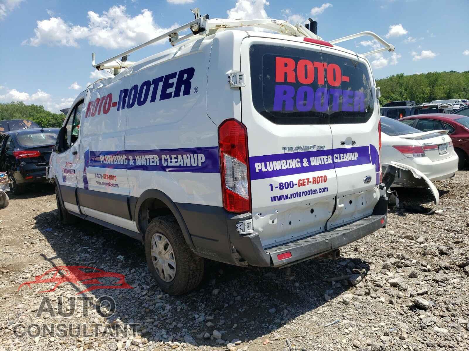 FORD TRANSIT CO 2017 - 1FTYR1YM3HKB00132