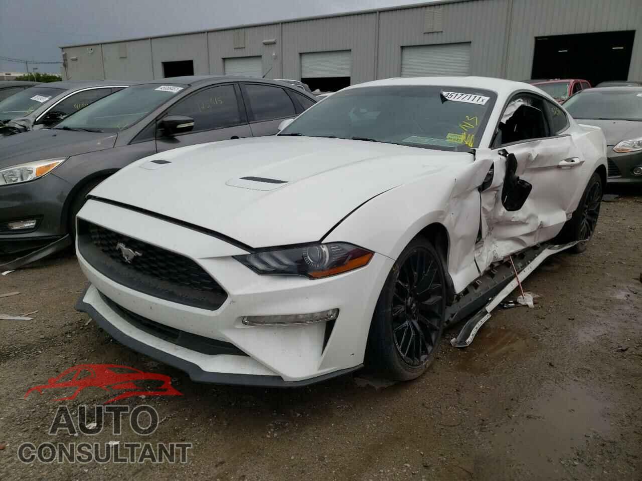 FORD MUSTANG 2018 - 1FA6P8TH5J5116780