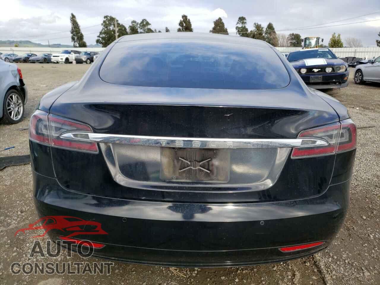 TESLA MODEL S 2017 - 5YJSA1E13HF190614