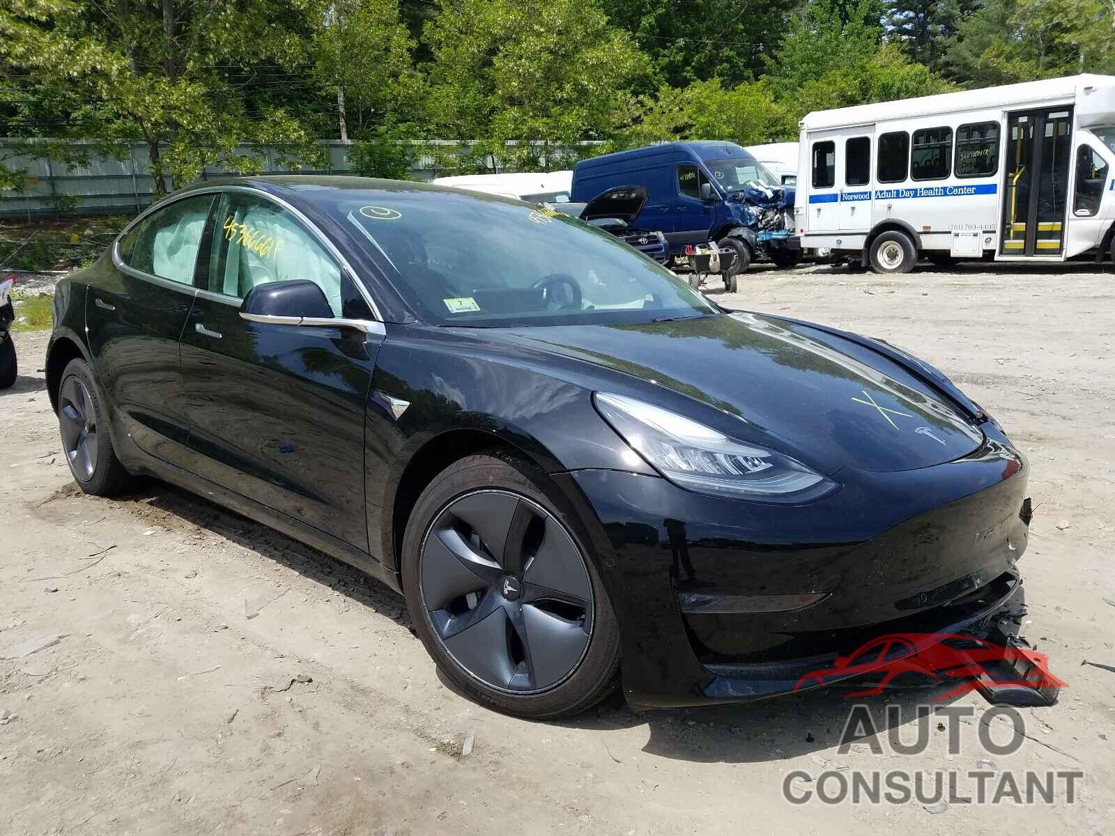 TESLA MODEL 3 2019 - 5YJ3E1EBXKF385070
