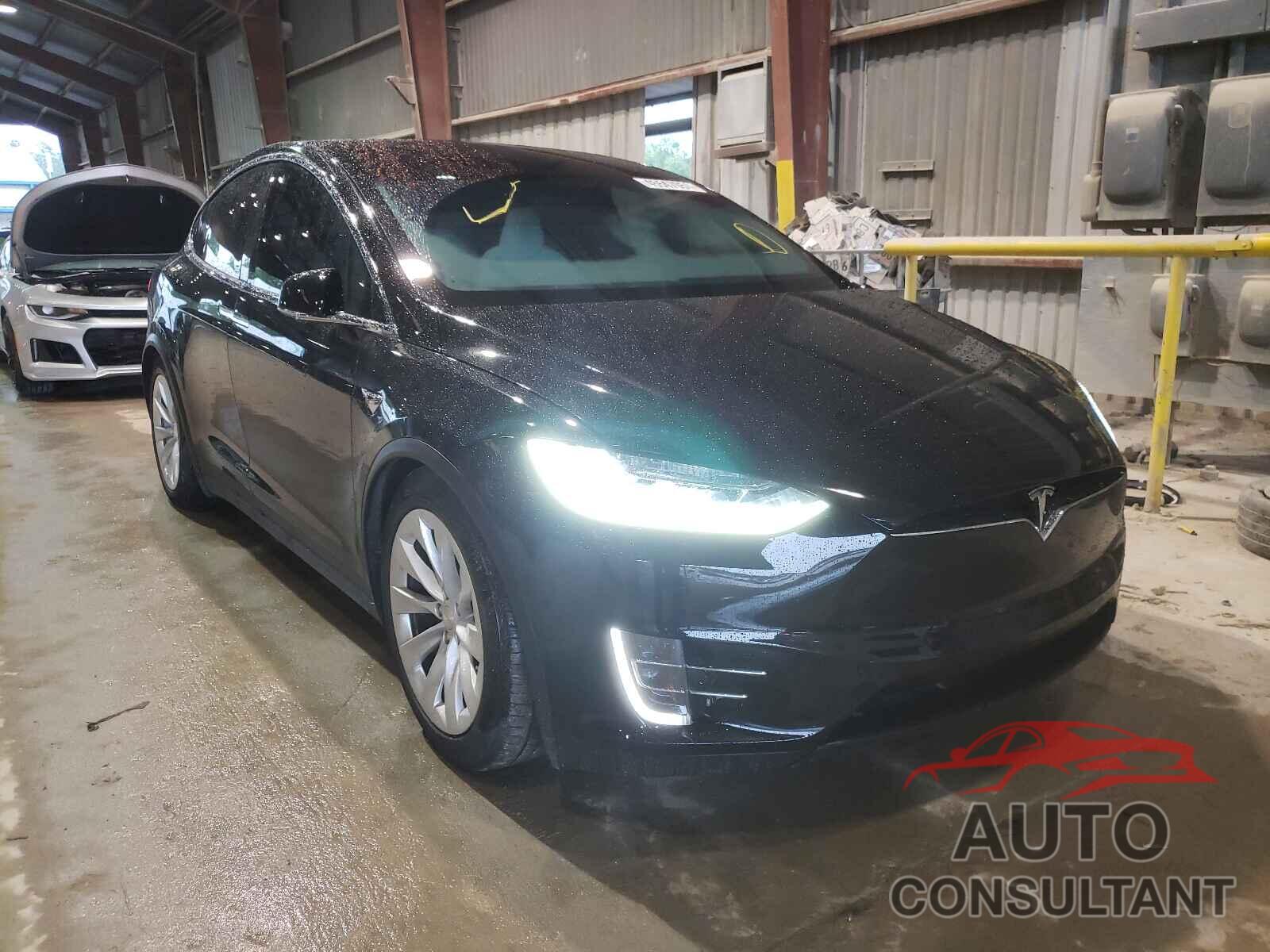 TESLA MODEL X 2020 - 5YJXCBE23LF243500