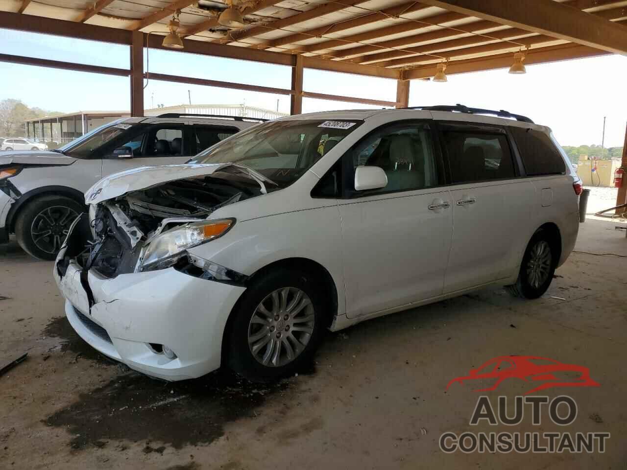 TOYOTA SIENNA 2015 - 5TDYK3DC3FS538703