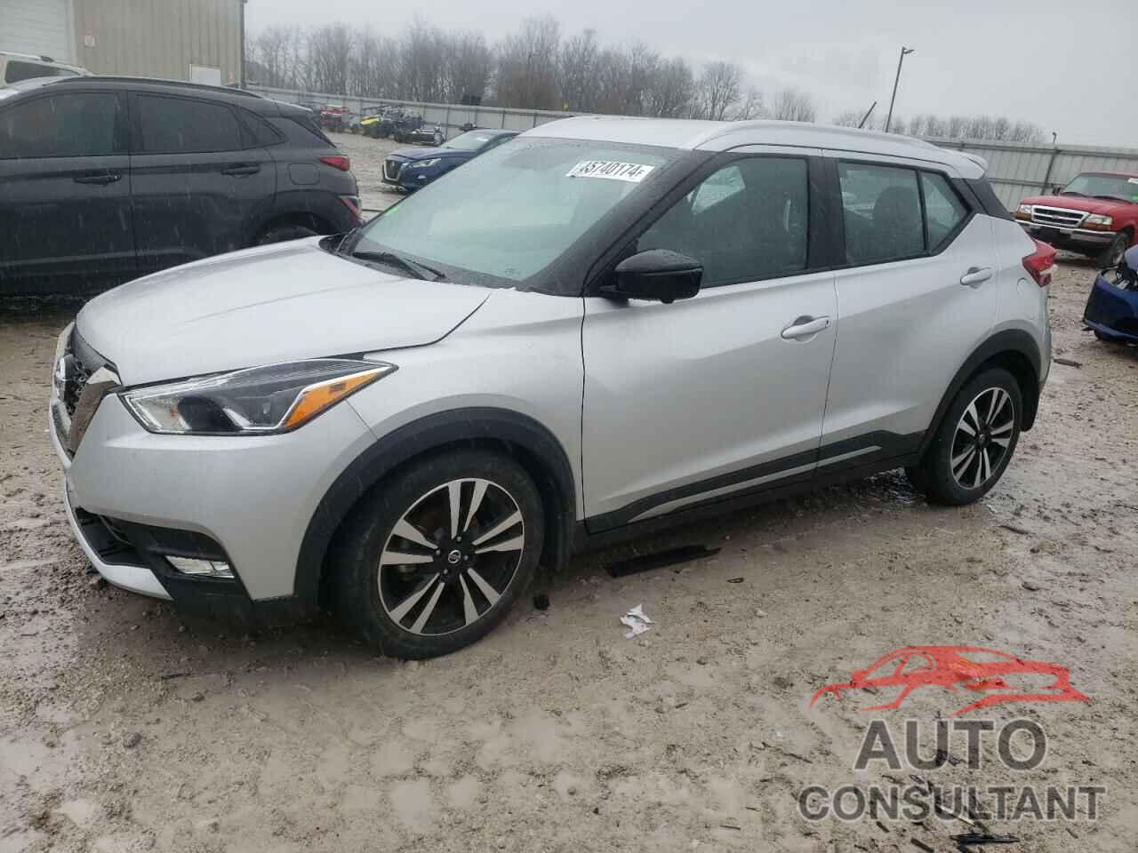 NISSAN KICKS 2019 - 3N1CP5CU2KL557831