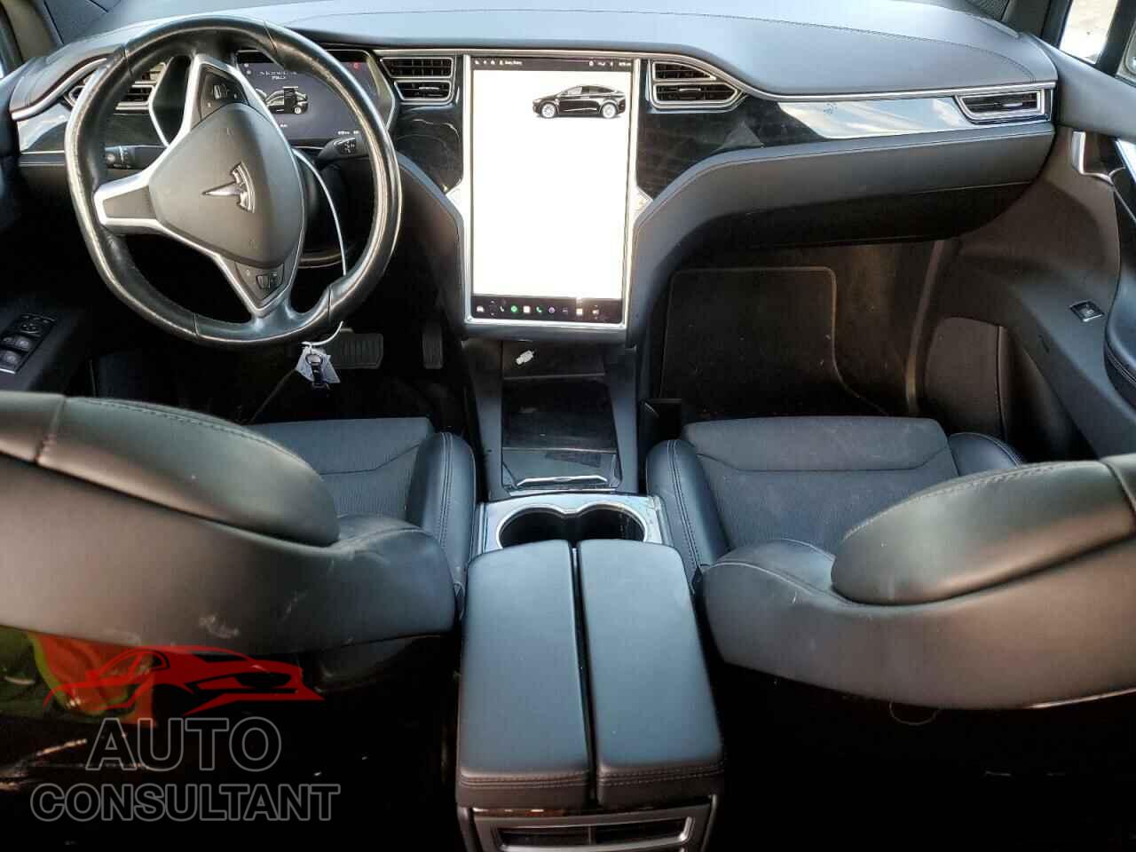 TESLA MODEL X 2016 - 5YJXCAE2XGF020452