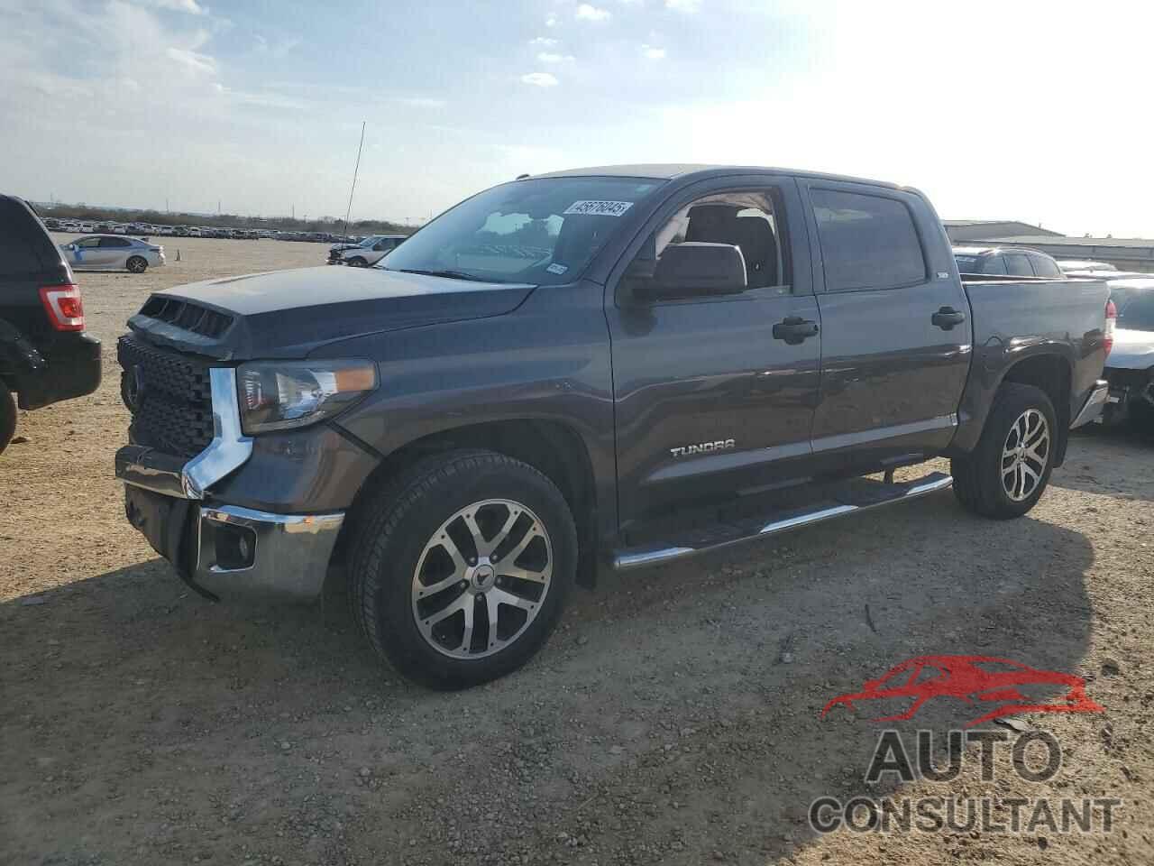 TOYOTA TUNDRA 2018 - 5TFEM5F10JX123149