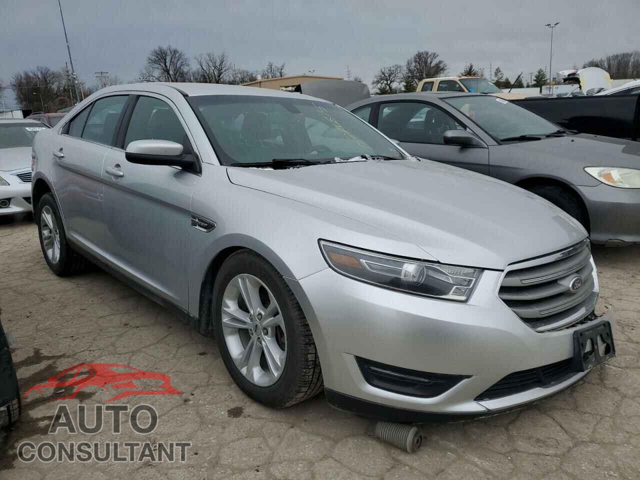 FORD TAURUS 2015 - 1FAHP2E82FG103418