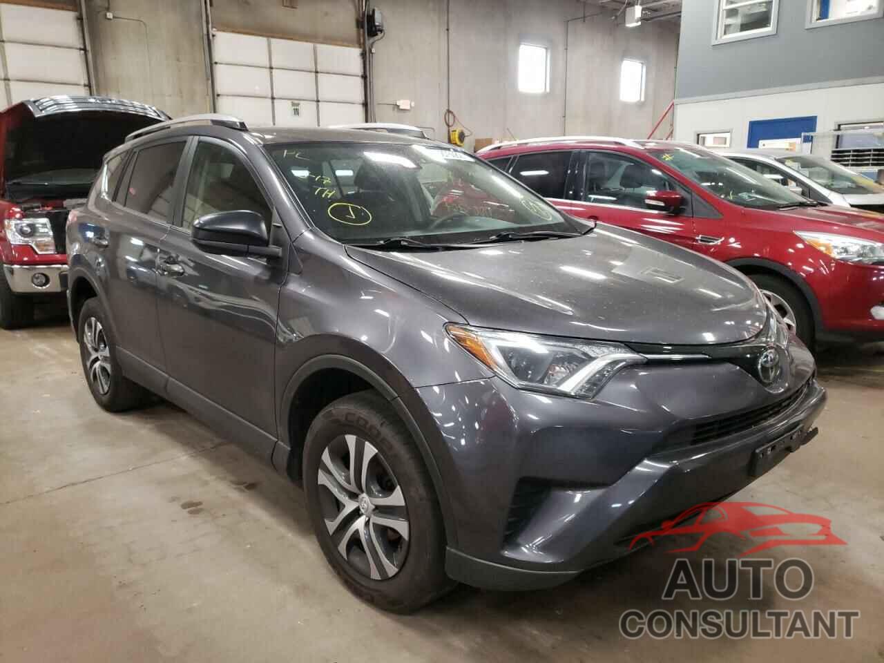 TOYOTA RAV4 2017 - JTMBFREV2HJ709762
