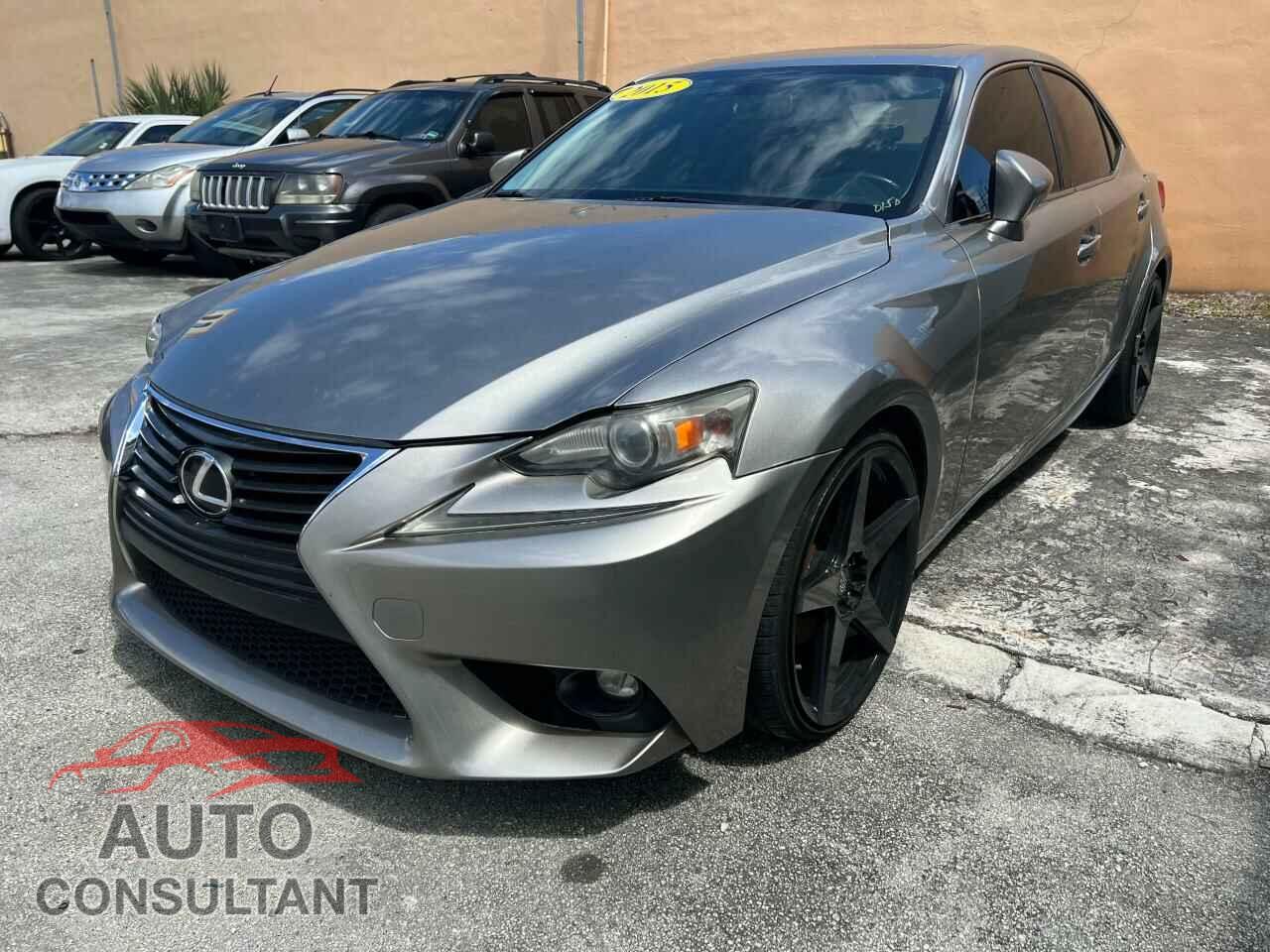 LEXUS IS 2015 - JTHBF1D24F5051990