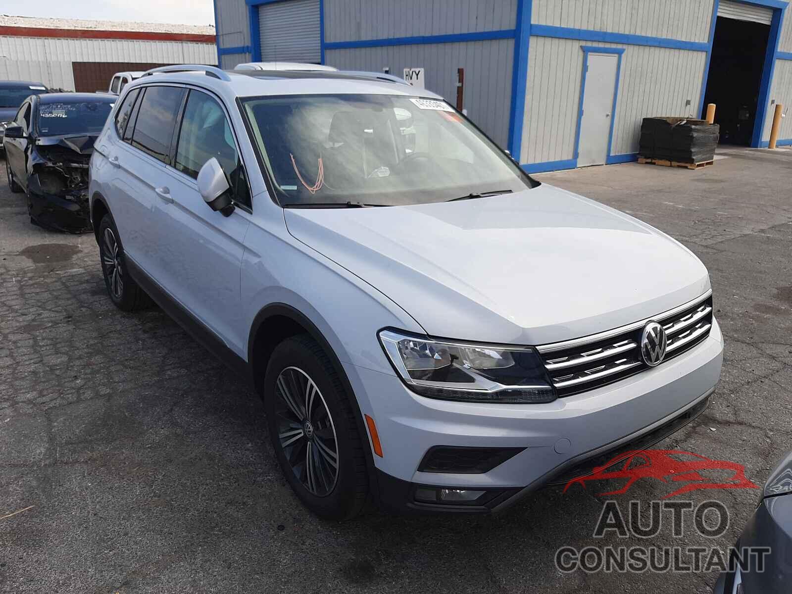 VOLKSWAGEN TIGUAN 2019 - 3VV2B7AX4KM038923