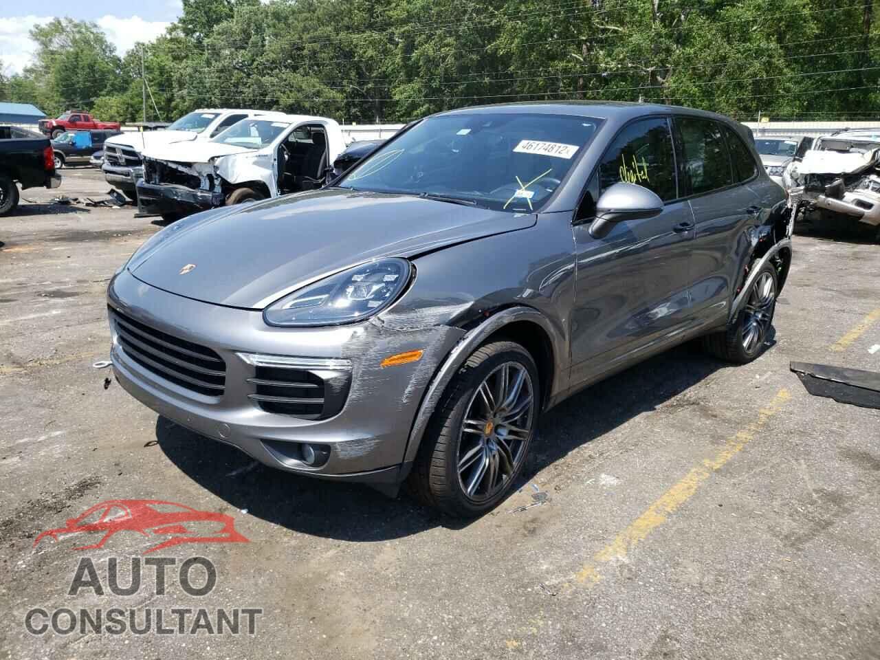 PORSCHE CAYENNE 2018 - WP1AA2A21JKA04785