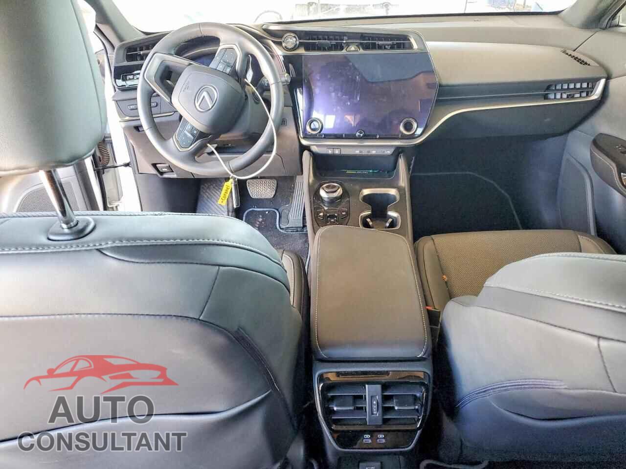 LEXUS UNKNOWN 2024 - JTJABABB2RA000914