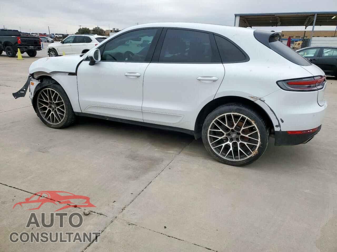 PORSCHE MACAN 2021 - WP1AB2A59MLB38529