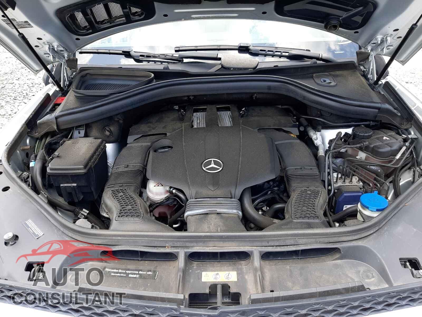 MERCEDES-BENZ GL-CLASS 2016 - 4JGDF6EE2GA652965