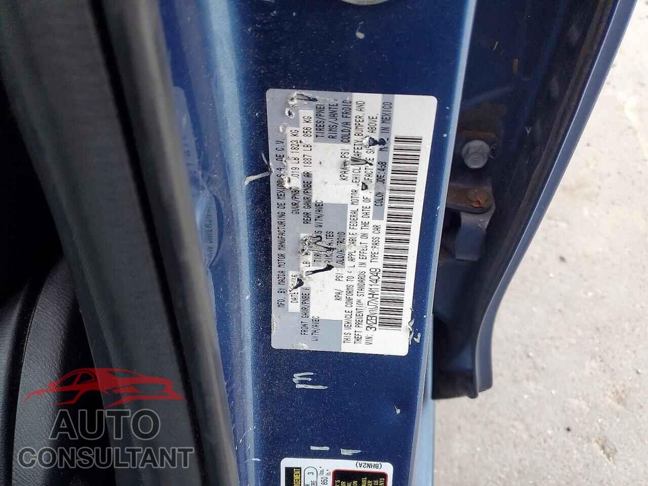 MAZDA 3 2017 - 3MZBN1U7XHM114049