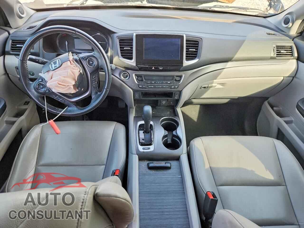 HONDA PILOT 2017 - 5FNYF5H59HB044963