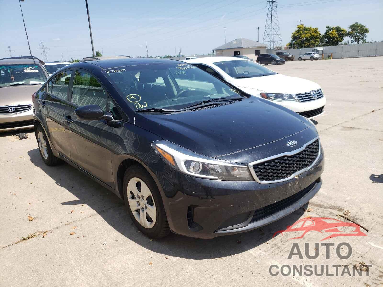 KIA FORTE 2018 - 3KPFK4A72JE272601