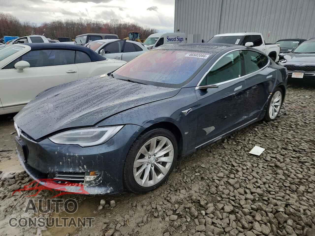 TESLA MODEL S 2018 - 5YJSA1E2XJF258115