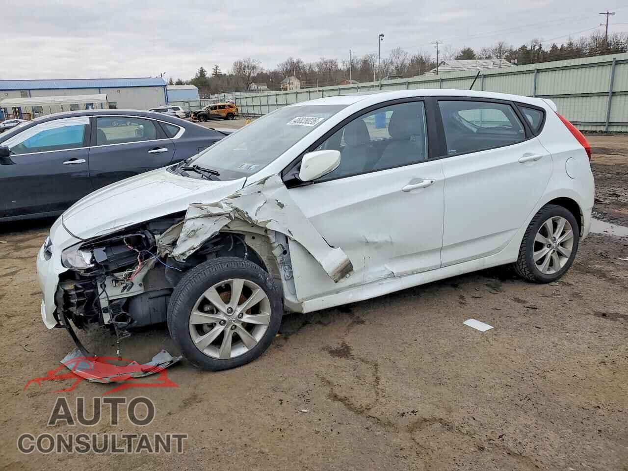 HYUNDAI ACCENT 2013 - KMHCU5AE2DU066469