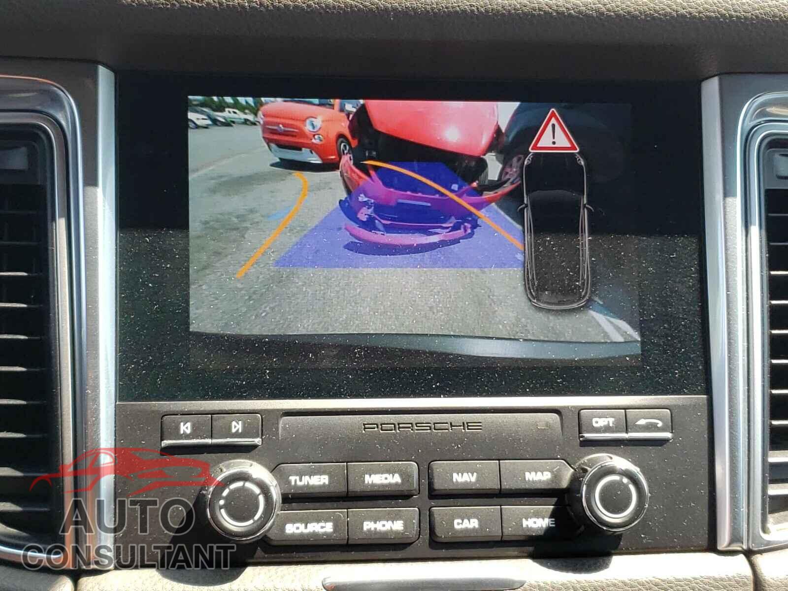 PORSCHE MACAN 2017 - WP1AA2A58HLB07412