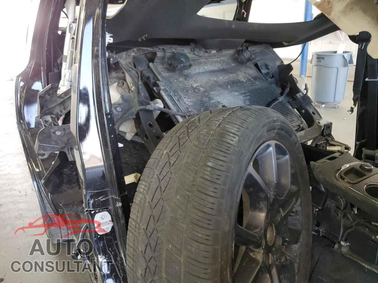 DODGE DURANGO 2018 - 1C4SDJCT1JC385366