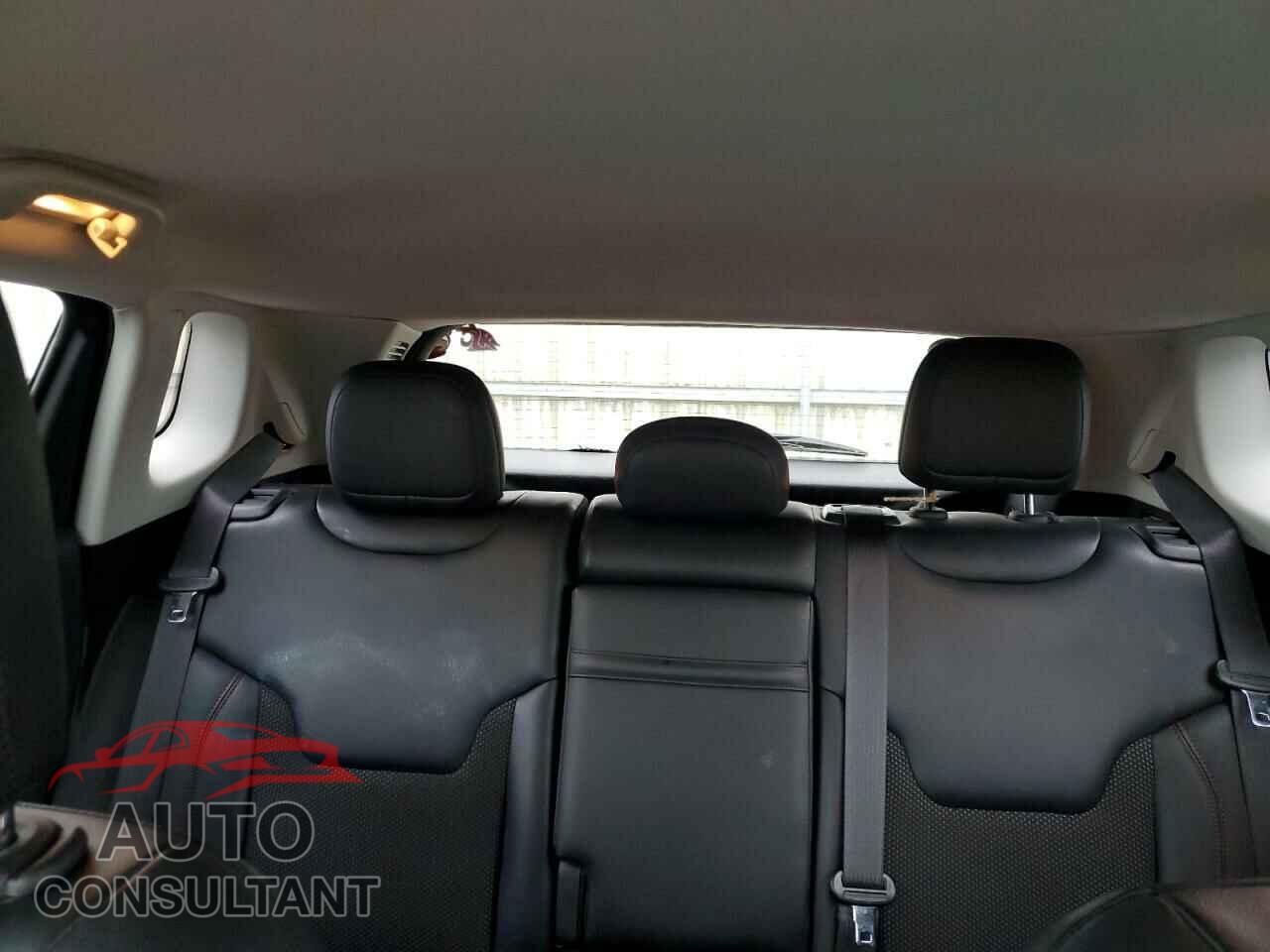 JEEP COMPASS 2017 - 3C4NJDDB1HT668104