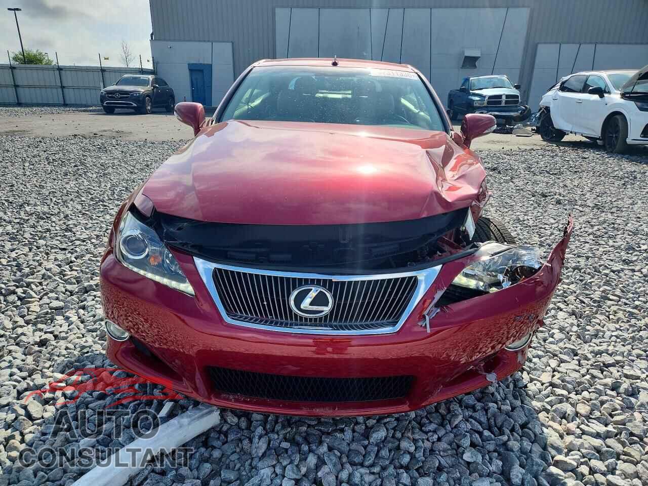 LEXUS IS 2012 - JTHFF2C28C2526675