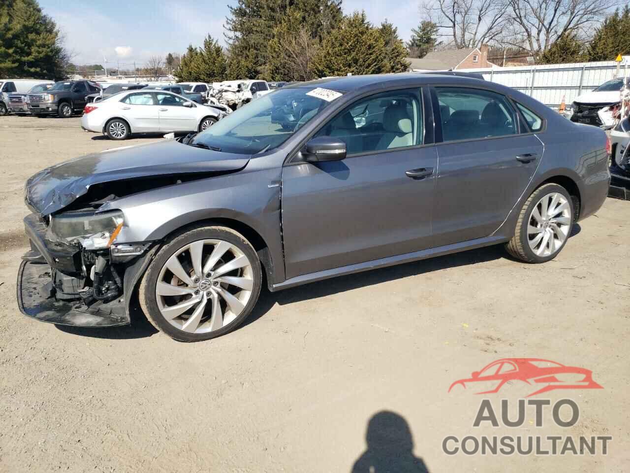 VOLKSWAGEN PASSAT 2015 - 1VWAT7A32FC002124