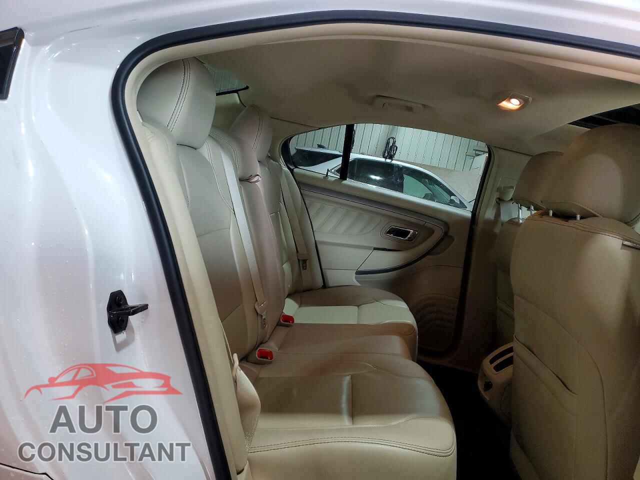 FORD TAURUS 2013 - 1FAHP2E80DG101423