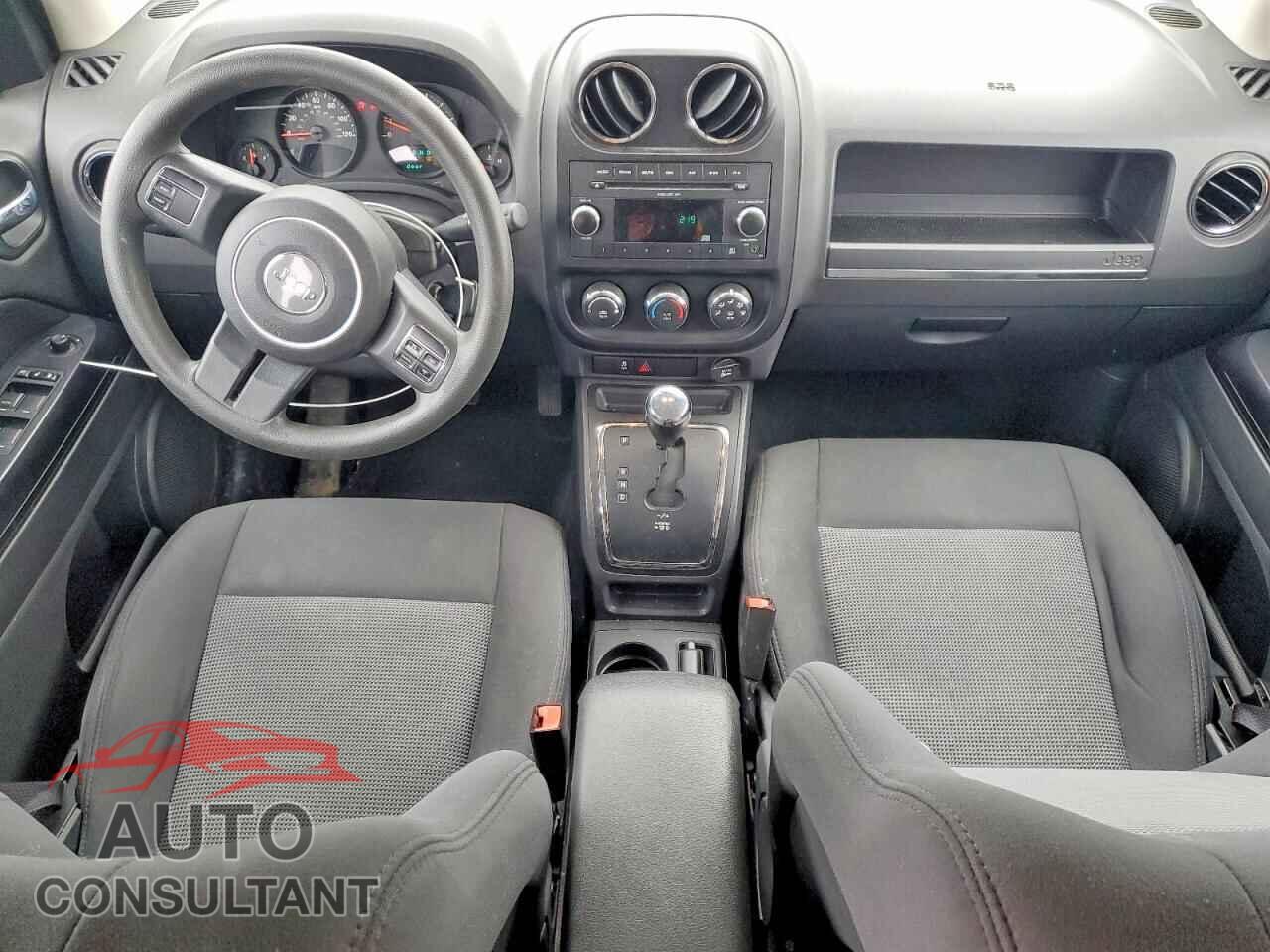 JEEP COMPASS 2011 - 1J4NF1FB7BD134108