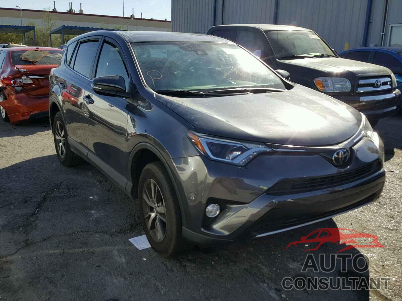 TOYOTA RAV4 XLE 2018 - JTMWFREV9JJ740238