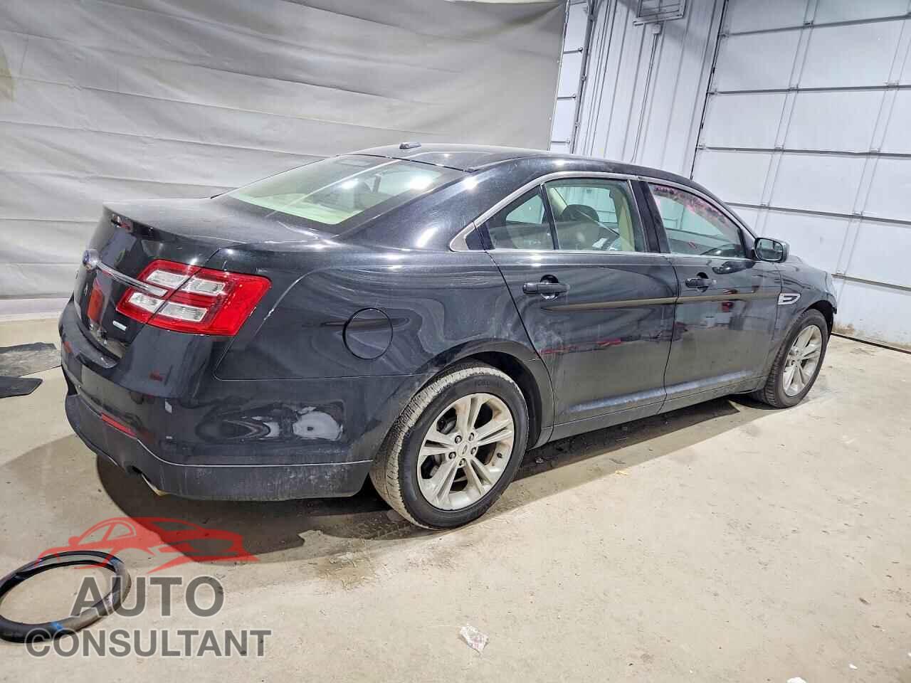 FORD TAURUS 2015 - 1FAHP2D86FG189298