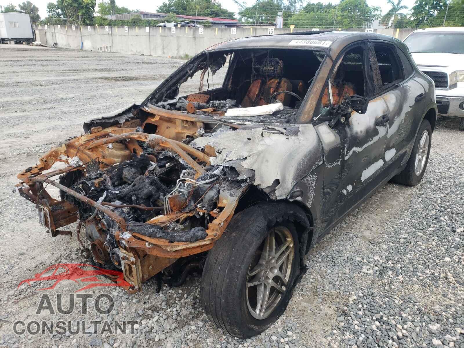 PORSCHE MACAN 2017 - WP1AA2A52HLB04697