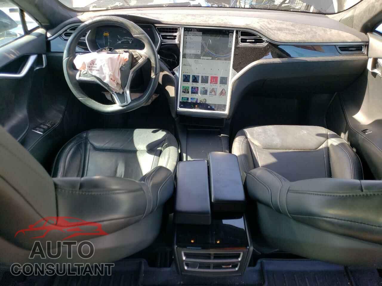 TESLA MODEL S 2016 - 5YJSA1E26GF135601