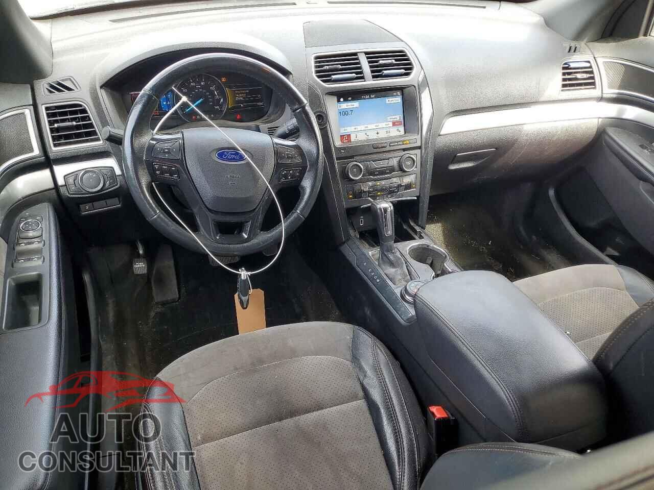 FORD EXPLORER 2017 - 1FM5K8D89HGC51239