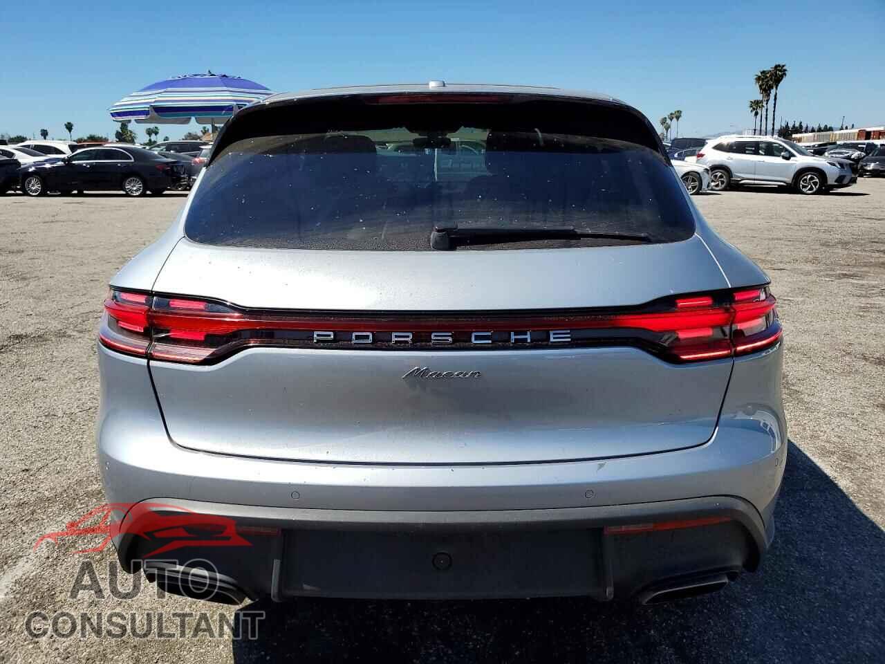 PORSCHE MACAN 2024 - WP1AA2A52RLB06211