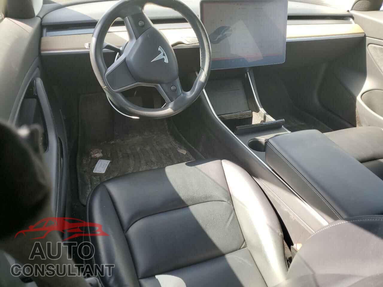 TESLA MODEL 3 2018 - 5YJ3E1EB8JF065065