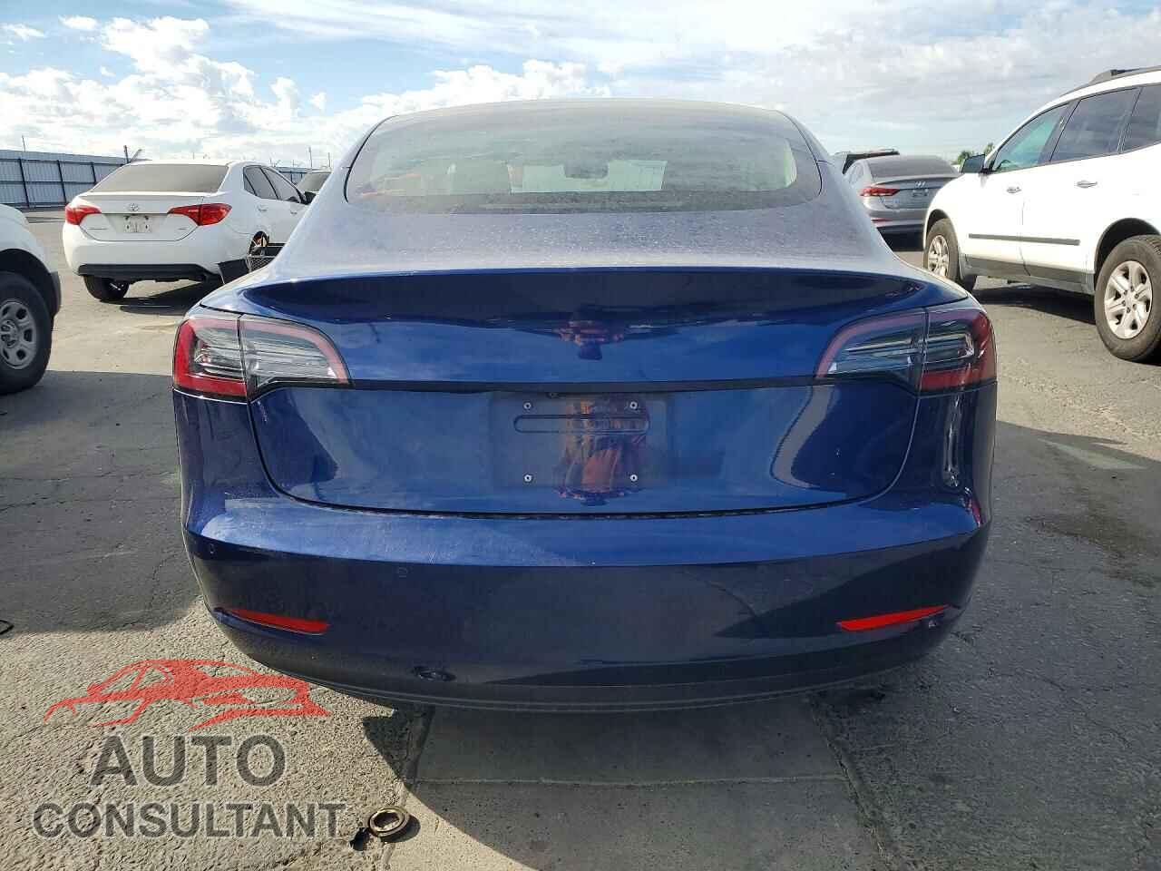 TESLA MODEL 3 2018 - 5YJ3E1EA9JF059217