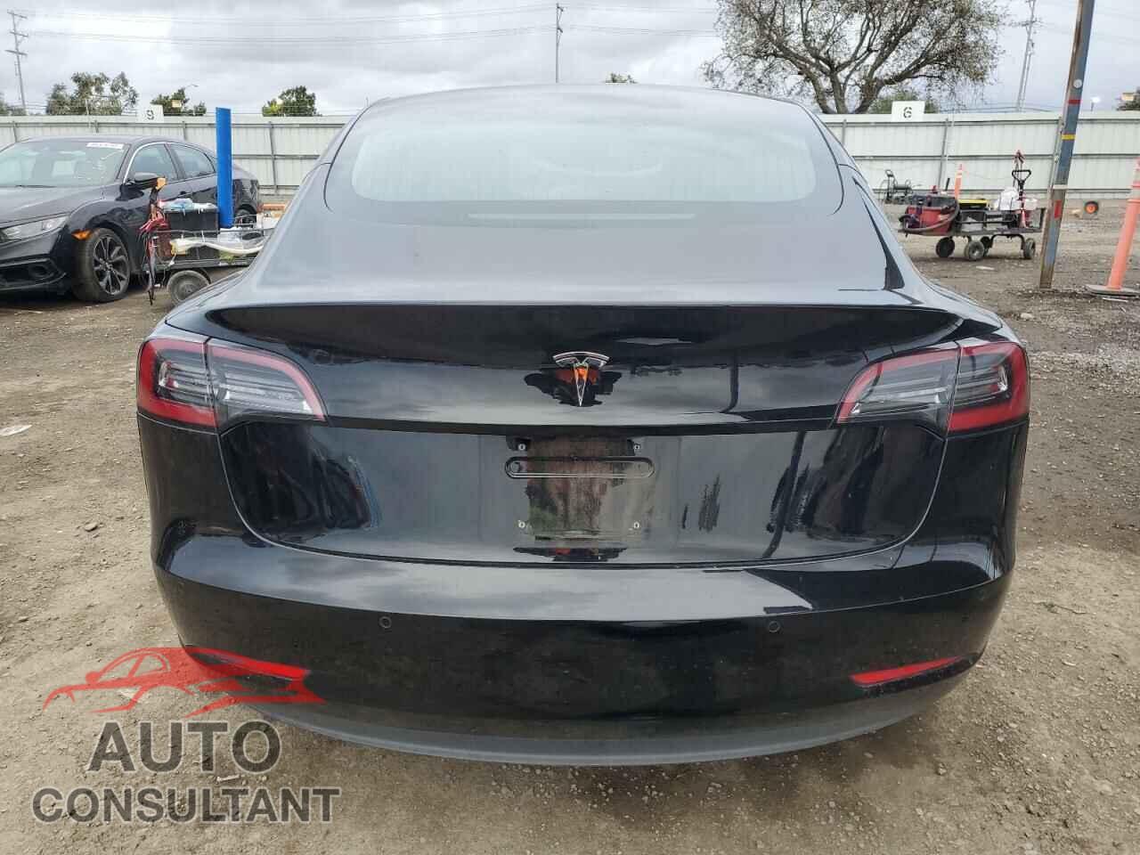 TESLA MODEL 3 2018 - 5YJ3E1EA7JF122721