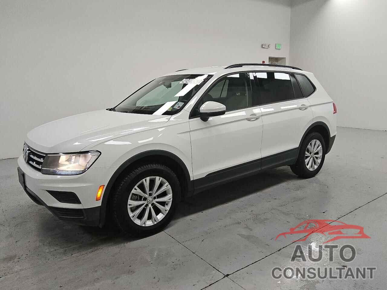 VOLKSWAGEN TIGUAN 2018 - 3VV0B7AXXJM208725