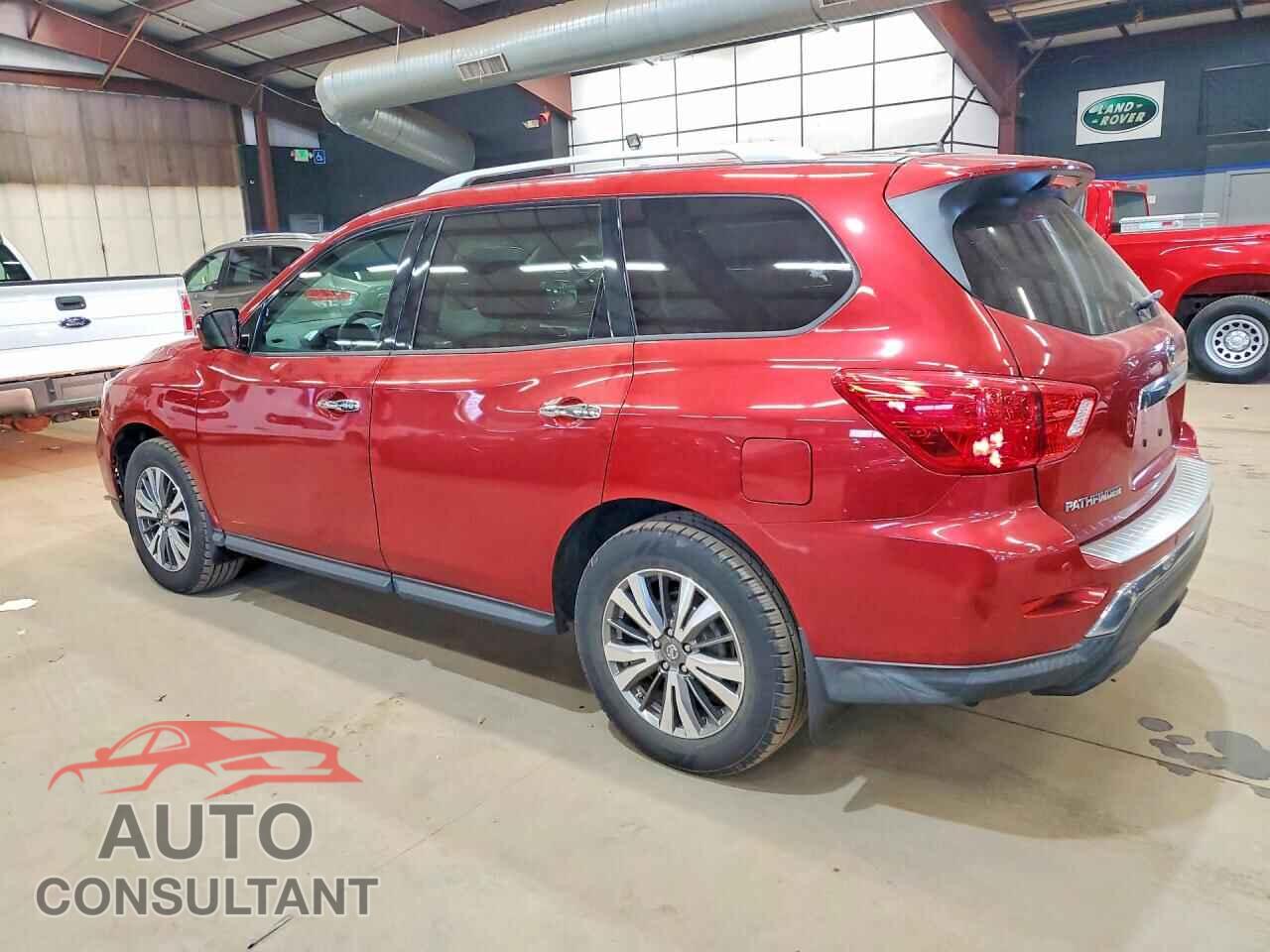 NISSAN PATHFINDER 2017 - 5N1DR2MMXHC627214