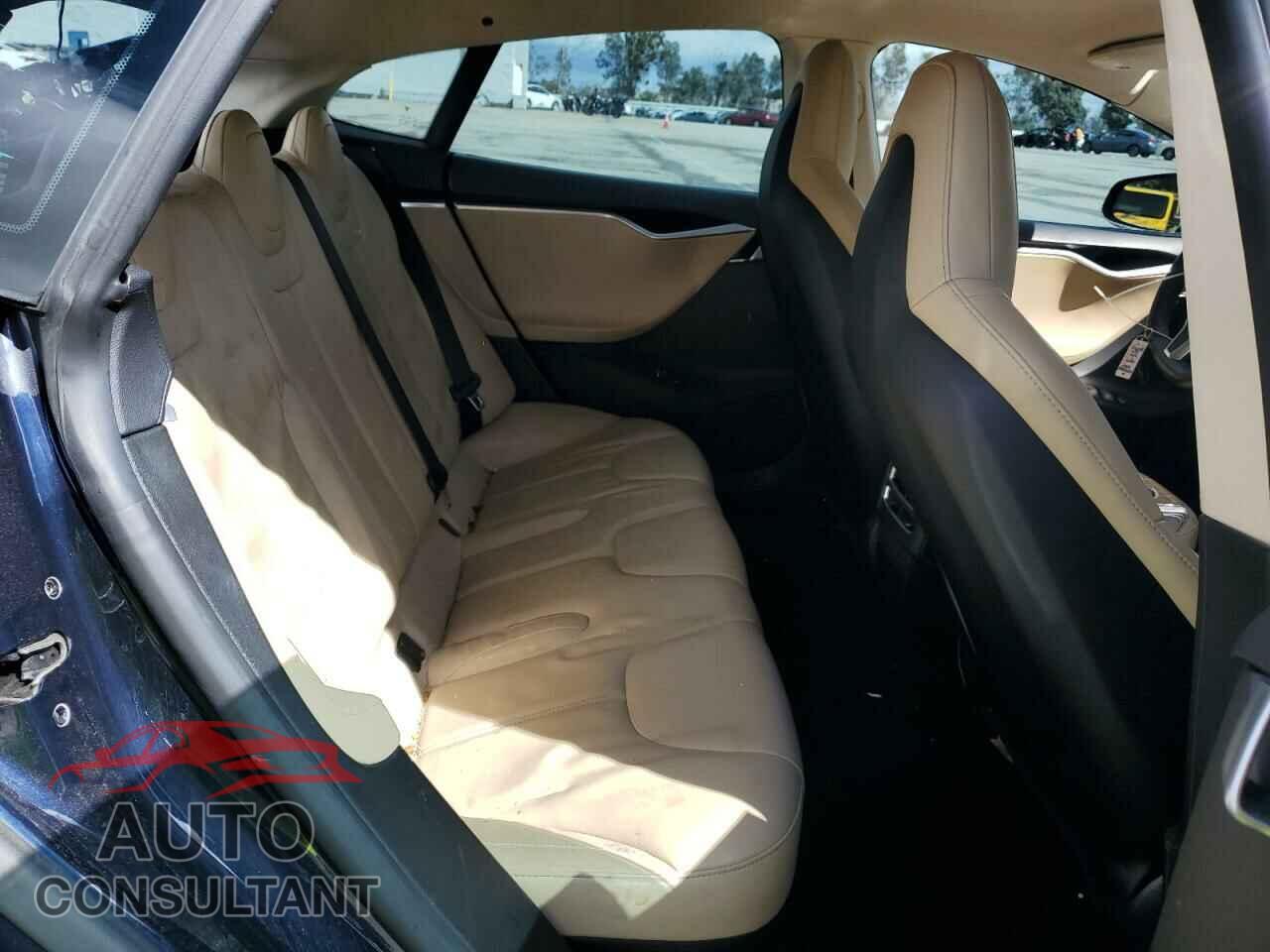 TESLA MODEL S 2013 - 5YJSA1CN1DFP08574