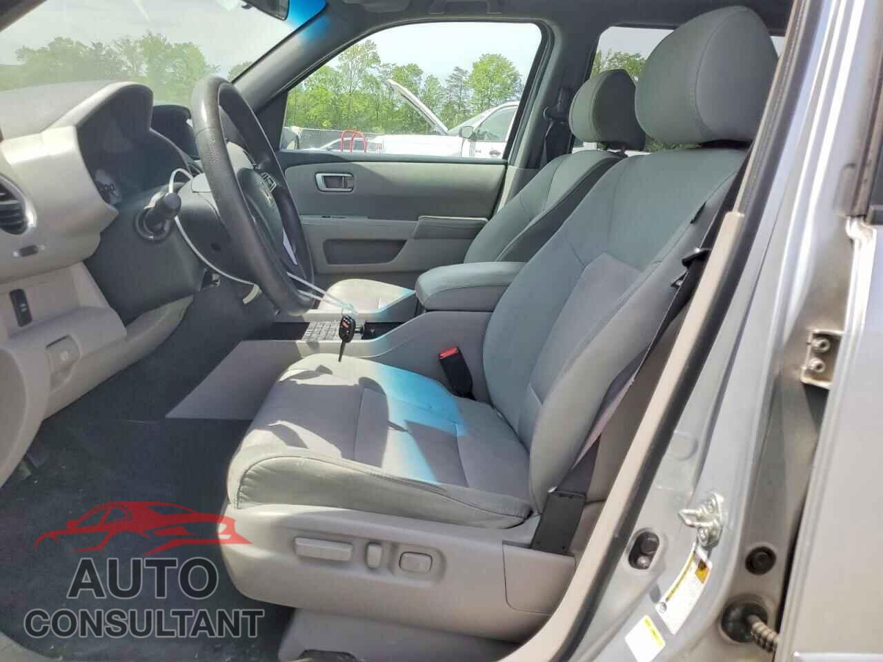 HONDA PILOT 2011 - 5FNYF3H41BB006291