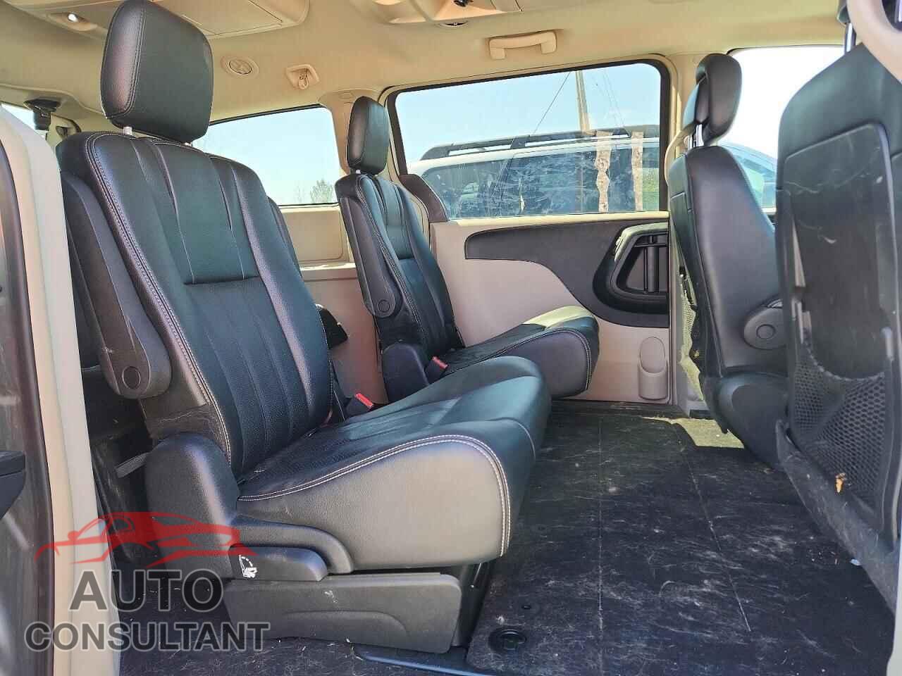 DODGE CARAVAN 2015 - 2C4RDGDG3FR700606